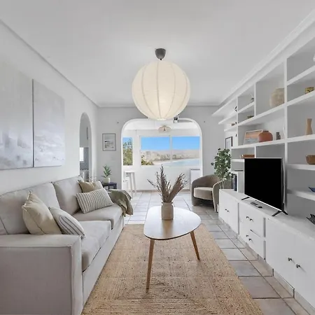 Apartamento Paradise Retreat With Sea View & Ac